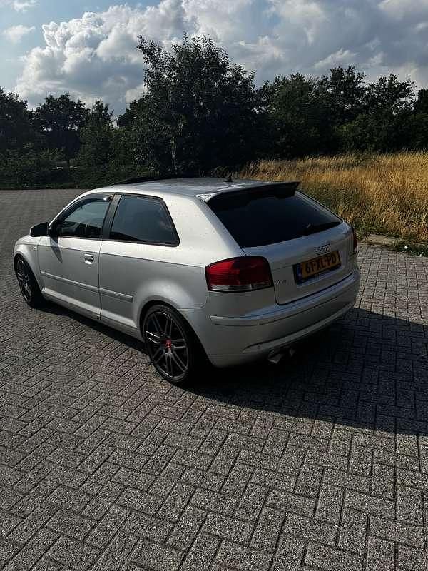 Afbeelding 4/4
