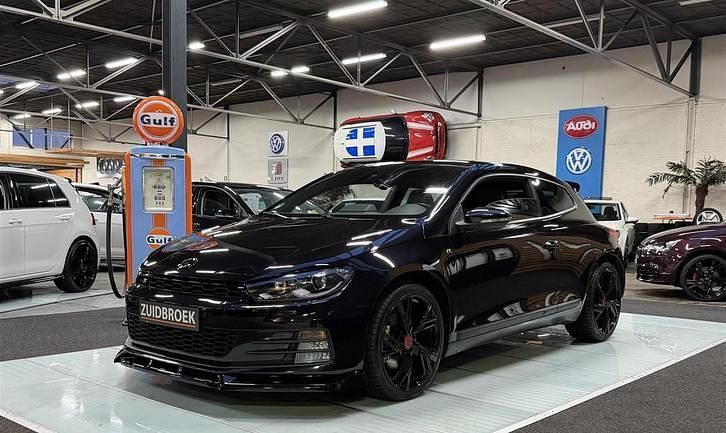 Zwart Occasion 2016 VW Scirocco Coupé | € 16.999 (Super prijs) - Afbeelding 1/4
