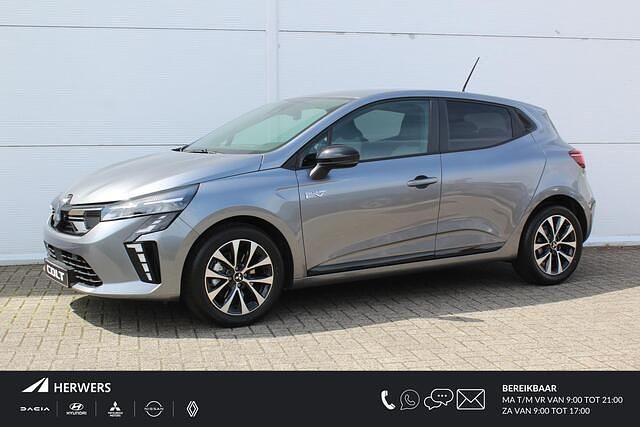 Nieuw Mitsubishi Colt Intense 143 PK (105 kW) 2025 Grijs Hatchback