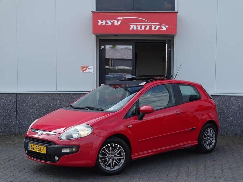 Rood Gebruikt 2011 Fiat Punto Evo Dynamic Hatchback | € 2.999 (Eerlijke prijs) - Afbeelding 1/3