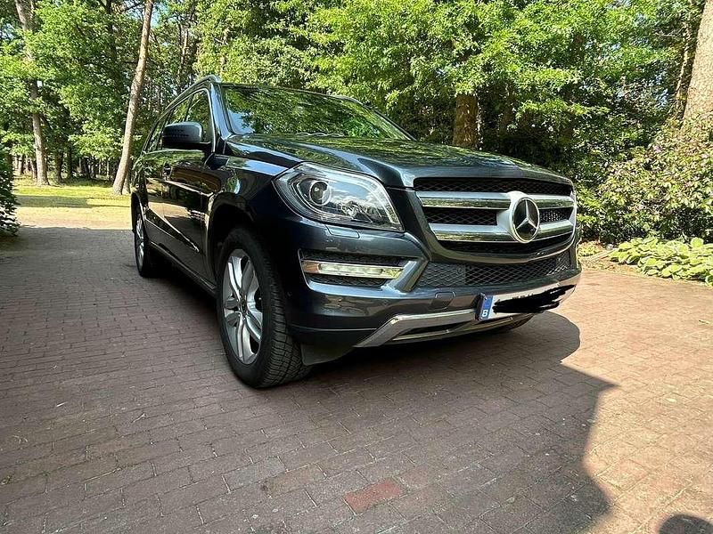Grijs Gebruikt 2014 Mercedes GL350 SUV | € 19.000 - Afbeelding 1/4