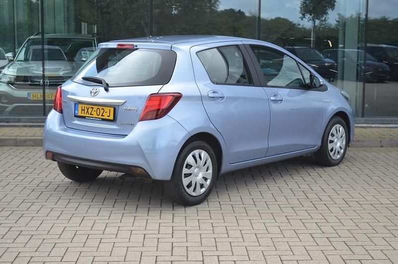 Occasion Toyota Yaris Hybrid 2015 Blauw Hatchback