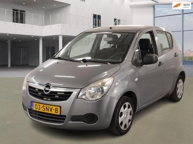 Grijs Gebruikt 2011 Opel Agila Selection Hatchback | € 2.200 (Eerlijke prijs) - Afbeelding 1/4