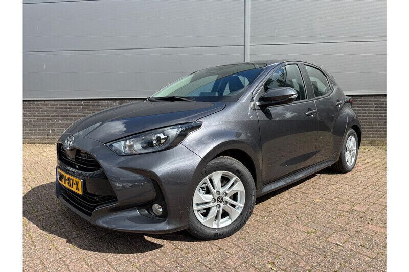 Nieuw 2025 Toyota Yaris Hybrid Active | € 26.980 (Super prijs) - Afbeelding 1/1