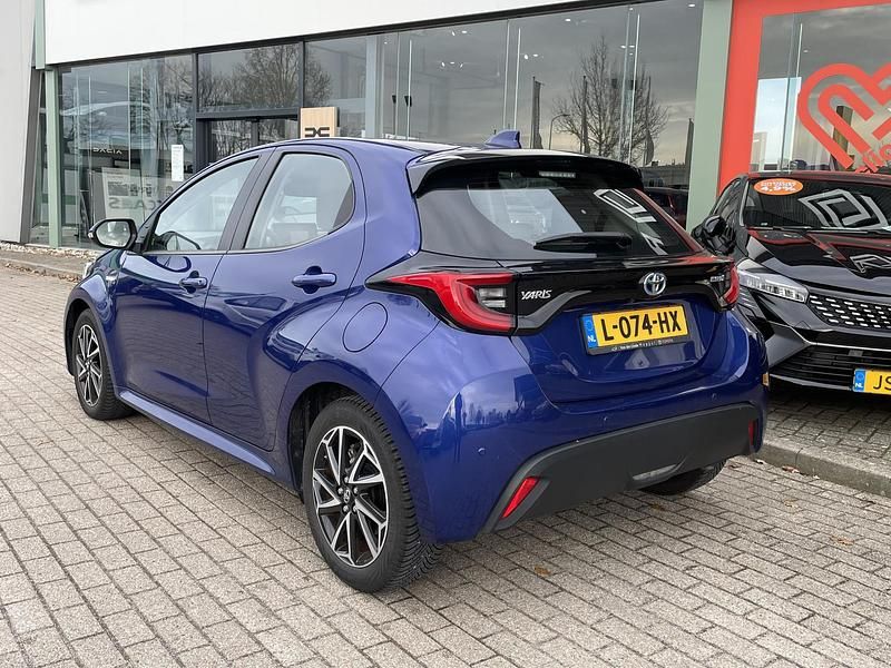 Occasion Toyota Yaris Hybrid 2021 Blauw Hatchback