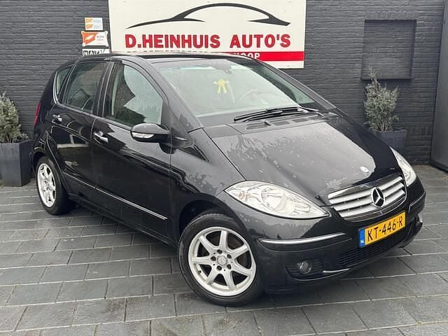 Zwart (metallic) Occasion 2007 Mercedes A150 Elegance MPV | € 1.990 (Goede deal) - Afbeelding 1/4