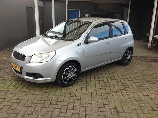 Occasion Chevrolet Aveo LS 101 PK (74 kW) 2008 Grijs Hatchback