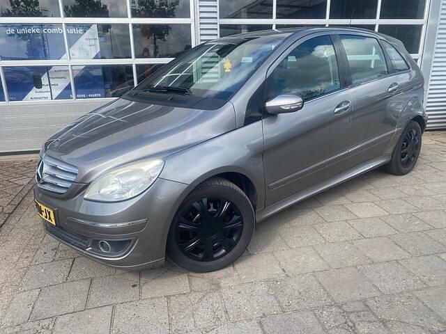 Grijs Gebruikt 2006 Mercedes B200 MPV | € 1.999 - Afbeelding 1/4