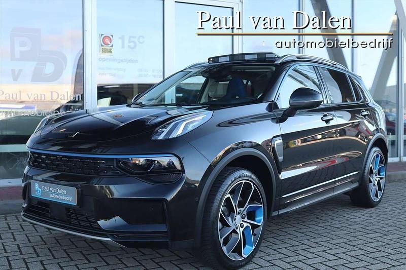Zwart Gebruikt 2022 Lynk & Co 01 SUV | € 24.750 (Eerlijke prijs) - Afbeelding 1/4