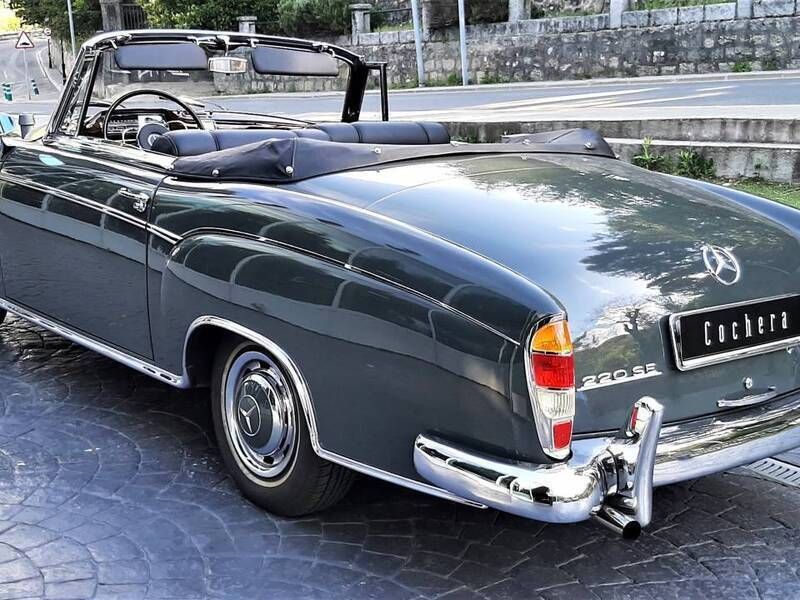 Grijsg190 graphite grau Gebruikt 1960 Mercedes 220 SE Cabriolet | € 185.000 - Afbeelding 1/4