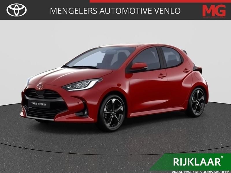 Occasion Toyota Yaris Executive 131 PK (96 kW) 2025 Rood Hatchback