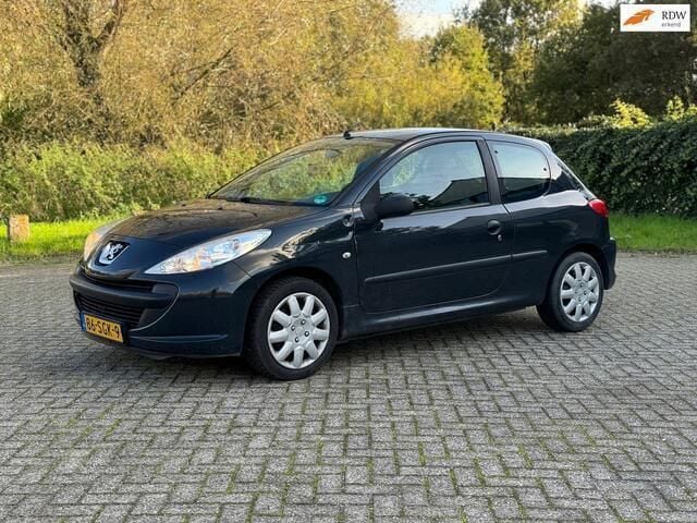 Grijs Gebruikt 2011 Peugeot 206+ Hatchback | € 1.599 (Super prijs) - Afbeelding 1/4
