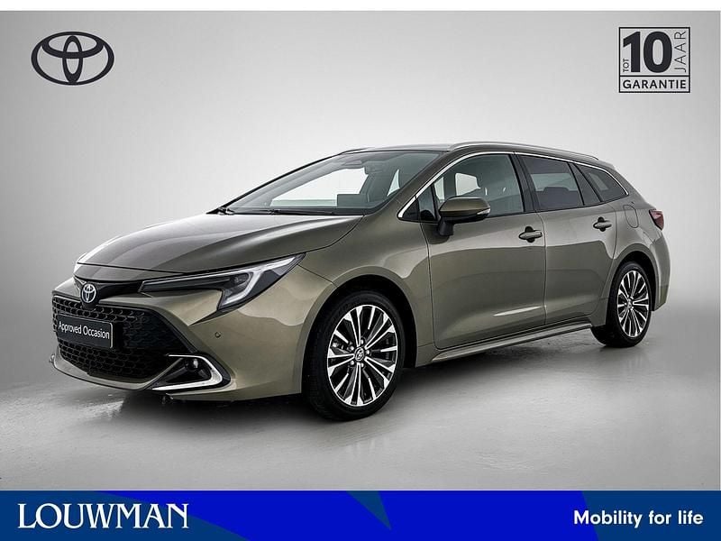 Occasion Toyota Corolla Hybrid 2024 Groen Stationwagen