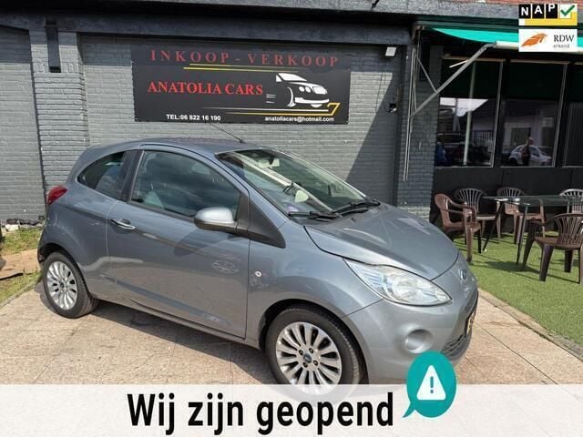 Grijs Gebruikt 2011 Ford Ka Titanium X Hatchback | € 3.490 (Iets duurder) - Afbeelding 1/4