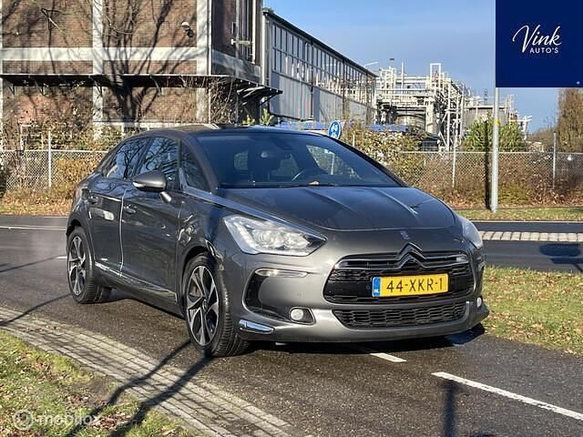 Grijs Gebruikt 2012 Citroën DS5 So Chic Hatchback | € 10.950 (Eerlijke prijs) - Afbeelding 1/4