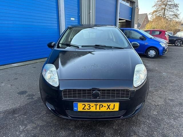 Occasion Fiat Grande Punto 78 PK (57 kW) 2006 Zwart Hatchback