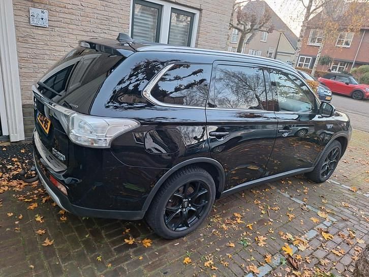 Gebruikt 2015 Mitsubishi Outlander SUV | € 7.950 (Goede deal) - Afbeelding 1/4
