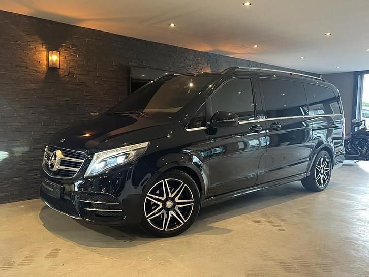 Zwart Gebruikt 2018 Mercedes V250 Avantgarde MPV | € 35.950 (Eerlijke prijs) - Afbeelding 1/4