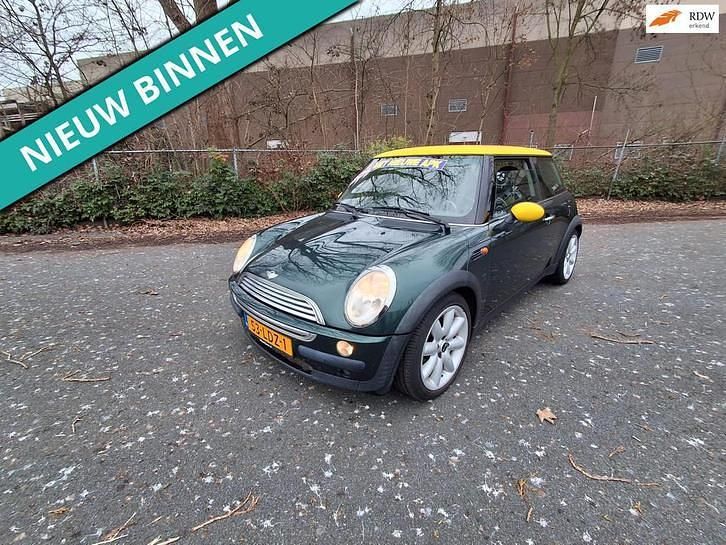 Gebruikt 2004 Mini Cooper Pepper Hatchback | € 1.499 (Super prijs) - Afbeelding 1/4