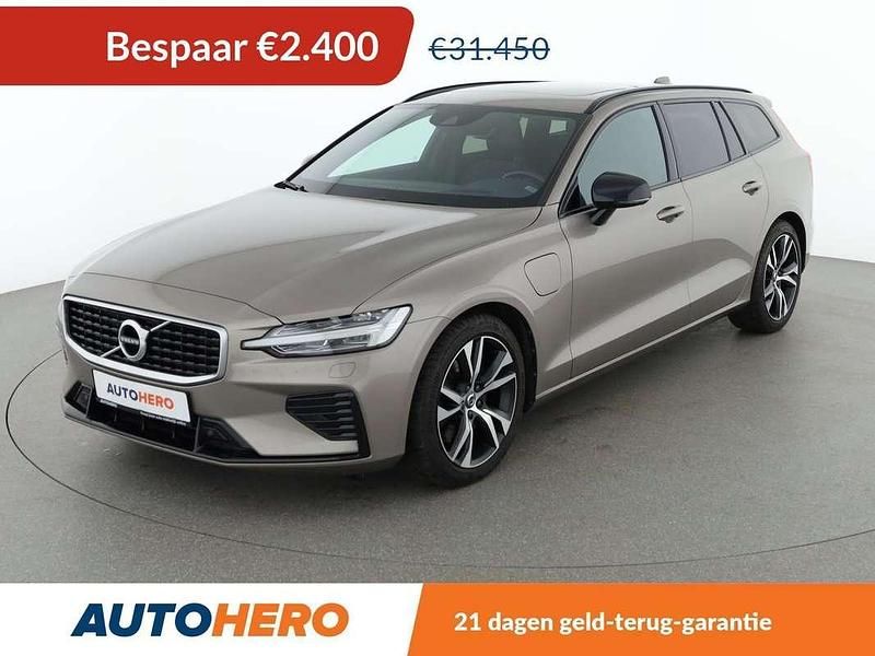 Grijs Gebruikt 2020 Volvo V60 R-Design Stationwagen | € 29.249 (Eerlijke prijs) - Afbeelding 1/3