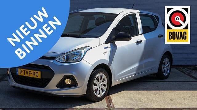Grijs Gebruikt 2014 Hyundai i10 Hatchback | € 4.750 (Eerlijke prijs) - Afbeelding 1/4