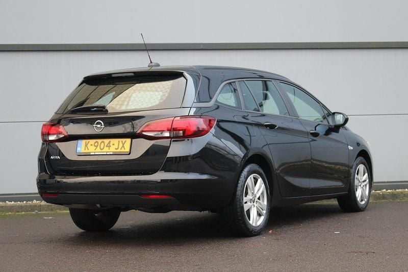 Occasion Opel Astra Edition 2021 Zwart Stationwagen