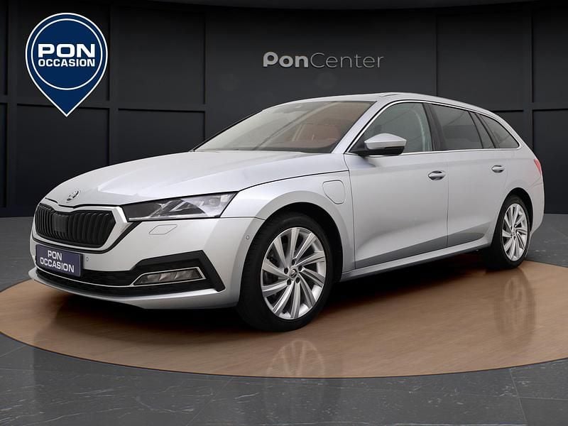 Zilver Gebruikt 2022 Skoda Octavia Business Line Stationwagen | € 24.750 (Goede deal) - Afbeelding 1/3