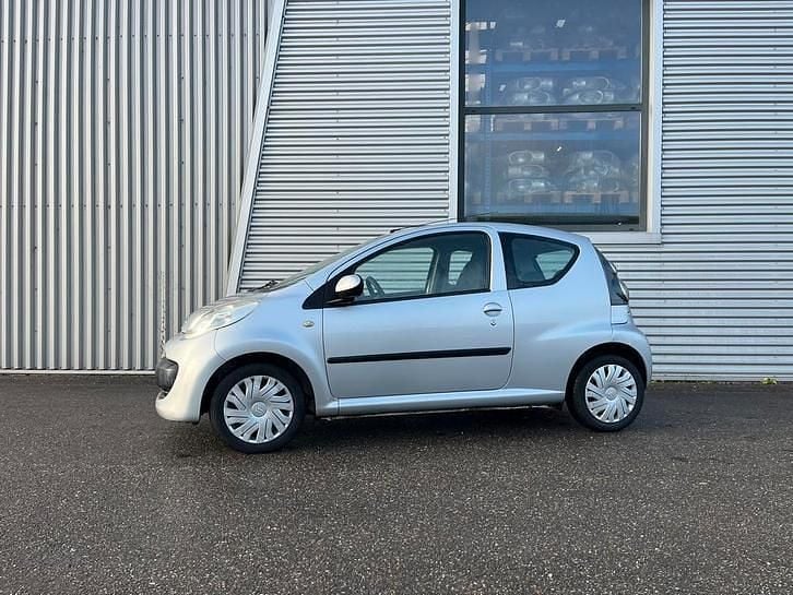 Gebruikt 2005 Citroën C1 Hatchback | € 2.750 (Eerlijke prijs) - Afbeelding 1/4
