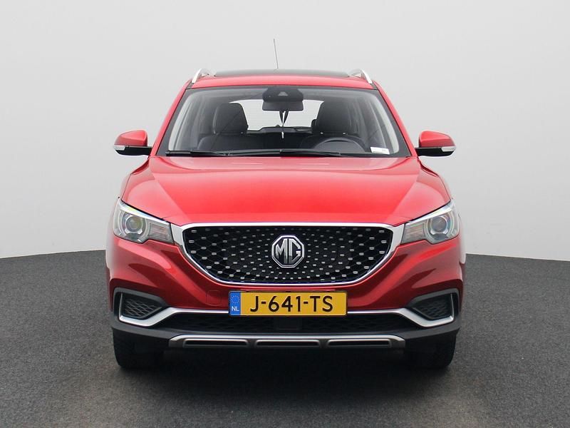 Occasion MG ZS Luxury 105 kW (143 PK) 2020 Rood SUV