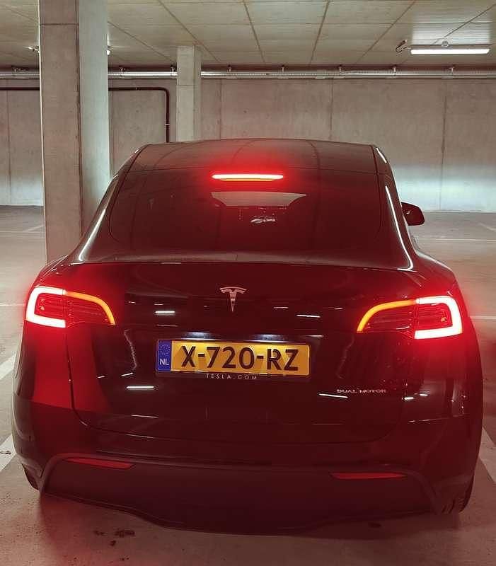 Occasion 2024 Tesla Model Y SUV | € 38.950 (Eerlijke prijs) - Afbeelding 1/4