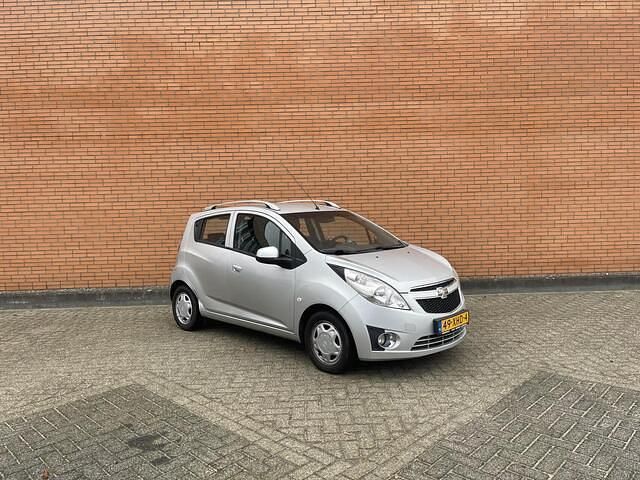 Occasion Chevrolet Spark 65 PK (47 kW) 2012 Grijs Hatchback