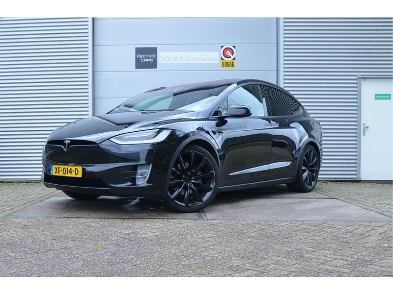 Zwart Gebruikt 2018 Tesla Model X SUV | € 36.500 (Eerlijke prijs) - Afbeelding 1/4