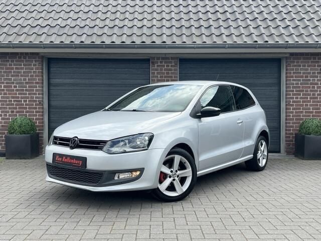 Grijs, metallic lak Gebruikt 2012 VW Polo Edition Hatchback | € 4.250 (Goede deal) - Afbeelding 1/4