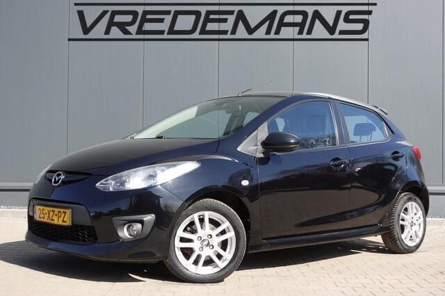 Zwart, metallic lak Gebruikt 2007 Mazda 2 Hatchback | € 1.950 (Eerlijke prijs) - Afbeelding 1/4