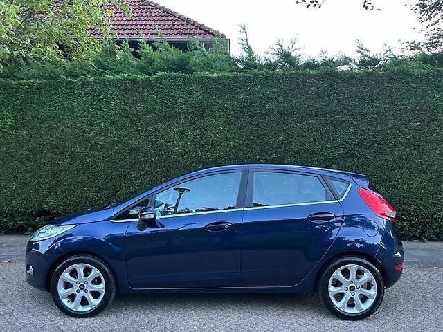 Occasion Ford Fiesta Titanium 82 PK (60 kW) 2010 Blauw Hatchback