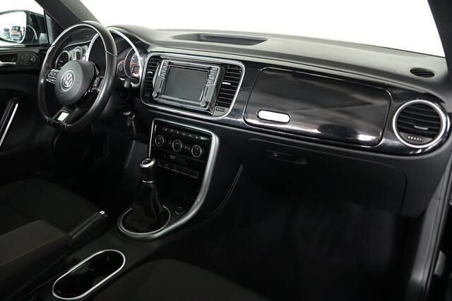 Occasion VW Beetle Sound 105 PK (77 kW) 2017 Zwart Hatchback