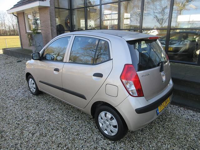 Occasion Hyundai i10 Active 67 PK (49 kW) 2010 Beige (metallic) Hatchback