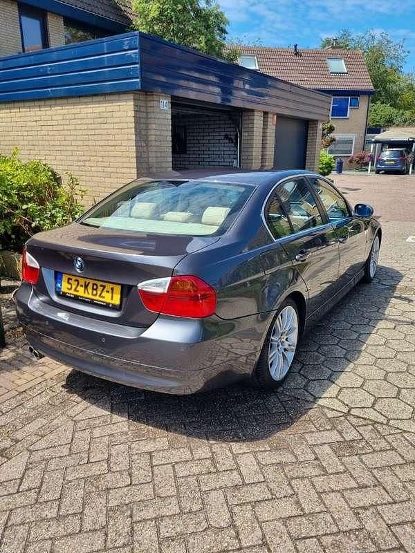 Occasion BMW 330 258 PK (189 kW) 2005 Grijs Sedan