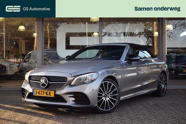 Grijs (metallic) Gebruikt 2020 Mercedes C180 Premium Plus Cabriolet | € 37.410 (Duur) - Afbeelding 1/4