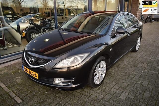 Zwart Occasion 2009 Mazda 6 Hatchback | € 4.450 (Eerlijke prijs) - Afbeelding 1/4