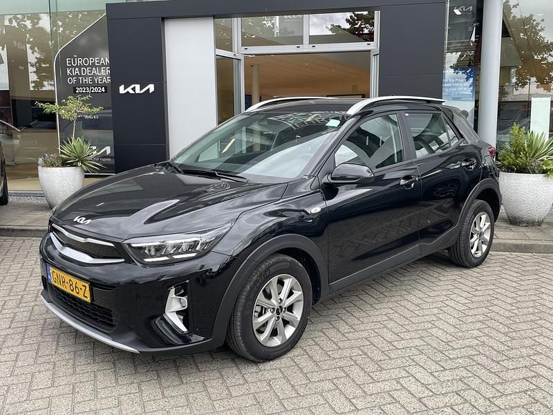 Occasion Kia Stonic 101 PK (74 kW) 2024 Zwart SUV