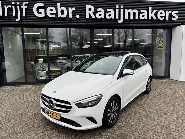 Occasion Mercedes B180 Business 136 PK (100 kW) 2019 Wit MPV