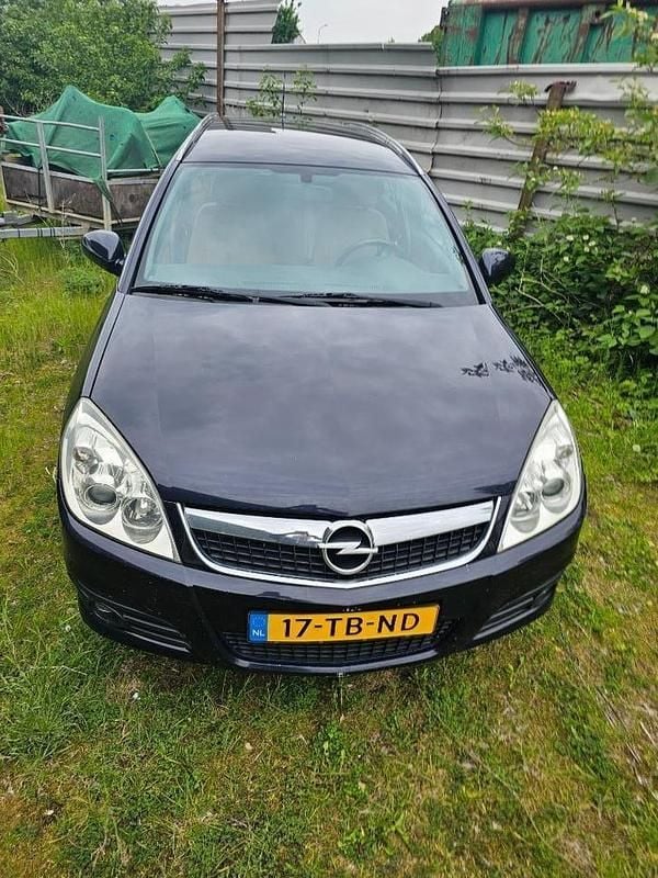 Gebruikt 2006 Opel Vectra Stationwagen | € 1.200 (Goede deal) - Afbeelding 1/4