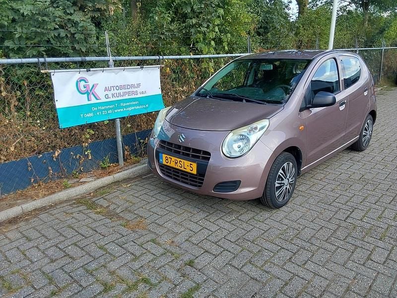 Bruin Gebruikt 2011 Suzuki Alto Comfort Hatchback | € 3.950 (Duur) - Afbeelding 1/4