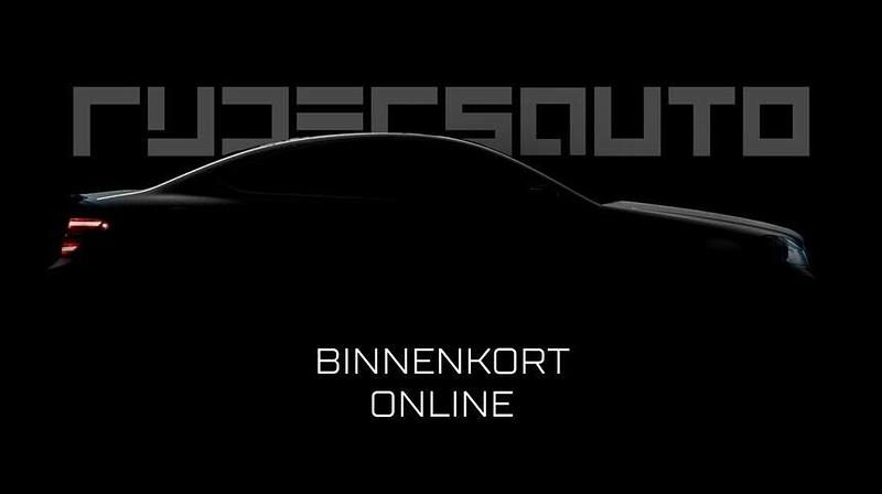 Occasion Land Rover Defender S 122 PK (89 kW) 2014 Grijs (metallic) Pickup