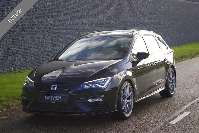 Zwart Gebruikt 2018 Cupra Leon Stationwagen | € 24.990 (Eerlijke prijs) - Afbeelding 1/4