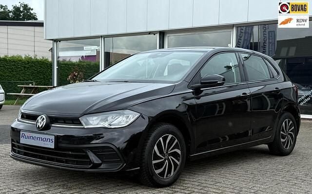 Zwart Gebruikt 2022 VW Polo Business Hatchback | € 17.999 (Eerlijke prijs) - Afbeelding 1/4