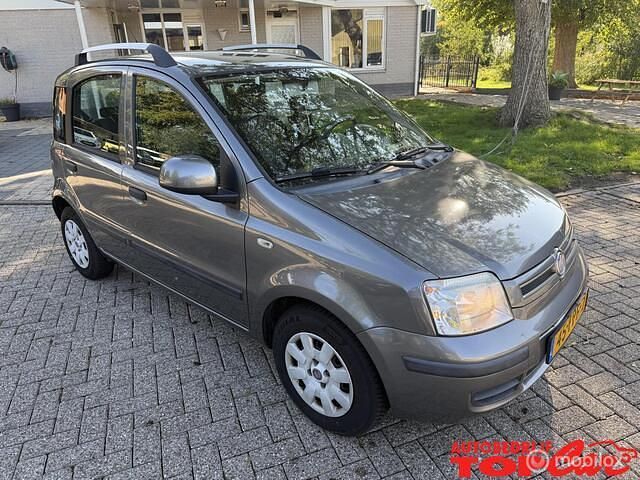 Grijs Gebruikt 2011 Fiat Panda Hatchback | € 2.950 (Eerlijke prijs) - Afbeelding 1/4