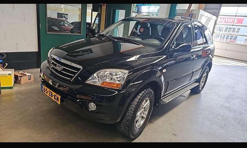 Zwart Gebruikt 2008 Kia Sorento SUV | € 4.200 (Eerlijke prijs) - Afbeelding 1/4