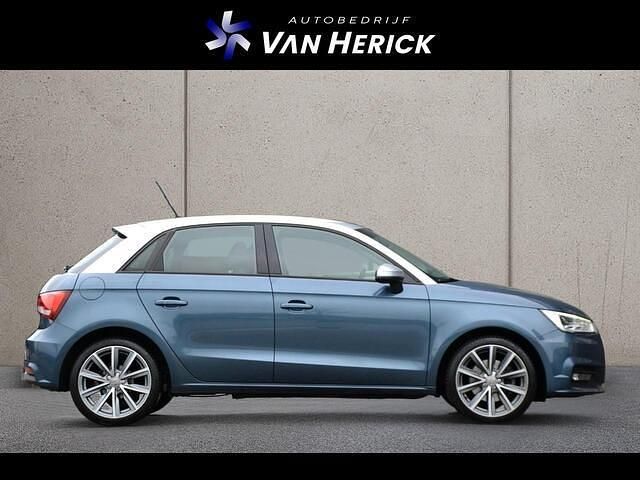 Occasion Audi A1 Sportback Sport 150 PK (110 kW) 2016 Blauw (metallic) Hatchback